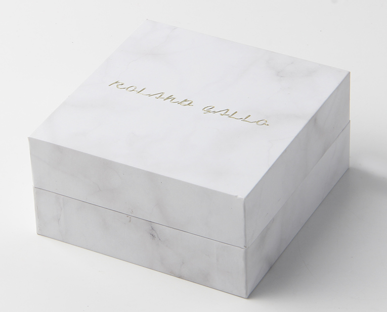 精品包裝盒定制廠家-廣州駿業(yè)包裝實(shí)業(yè)有限公司 精品包裝盒定制廠家