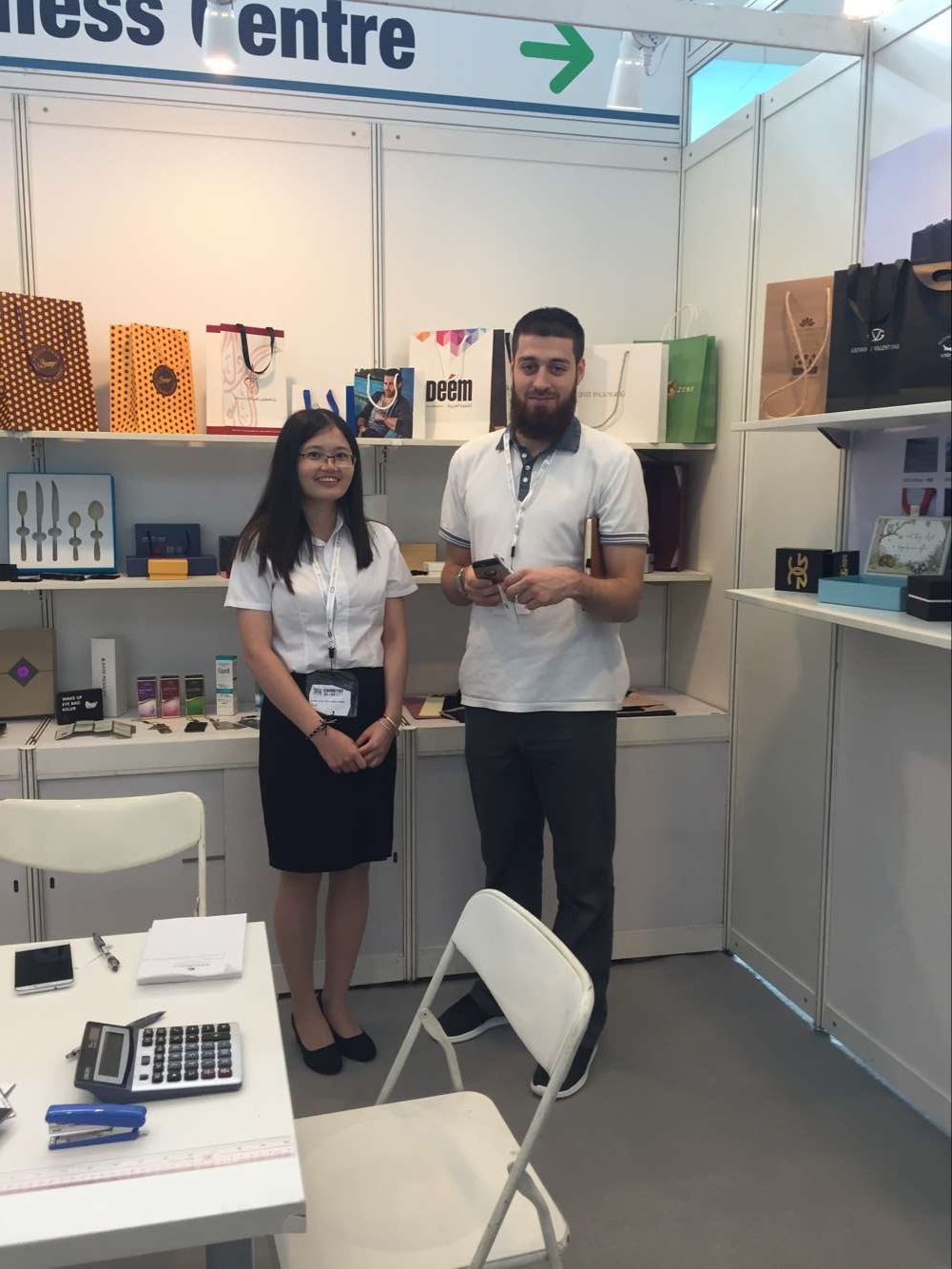 首飾精裝盒廠-廣州駿業(yè)包裝實業(yè)有限公司 首飾精裝盒廠