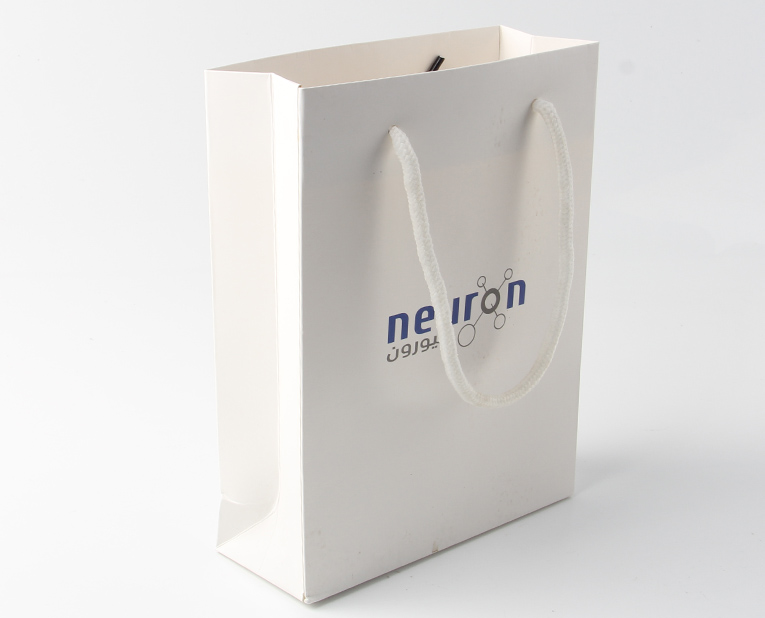 駿業(yè)包裝您的手機紙袋生產廠家 駿業(yè)包裝您的手機紙袋生產廠家