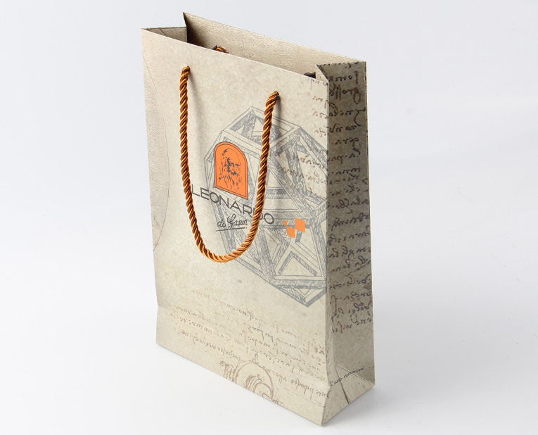 牛仔褲紙袋工廠(chǎng)專(zhuān)家駿業(yè)包裝