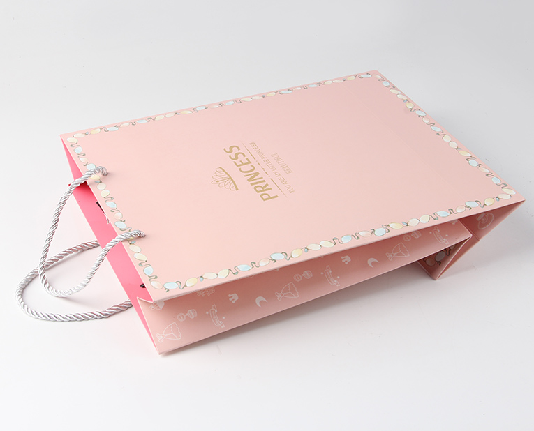 美容產(chǎn)品包裝袋廠就數(shù)駿業(yè)最精通 美容產(chǎn)品包裝袋廠就數(shù)駿業(yè)最精通