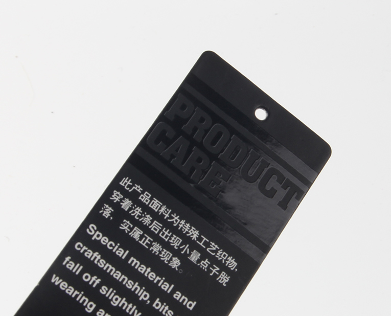 鞋子吊牌也能借助"逃跑"機器人熱度？