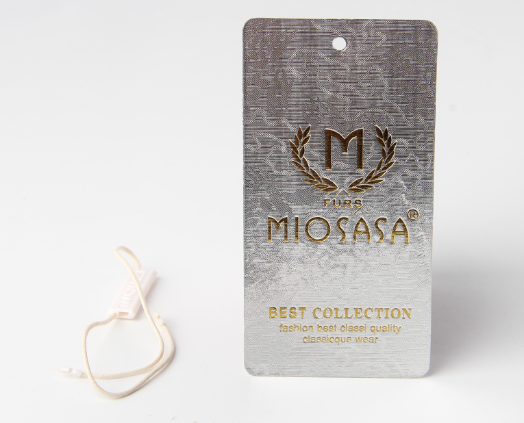 內(nèi)衣吊牌定做過(guò)程中，燙印不清晰不整齊的緣由