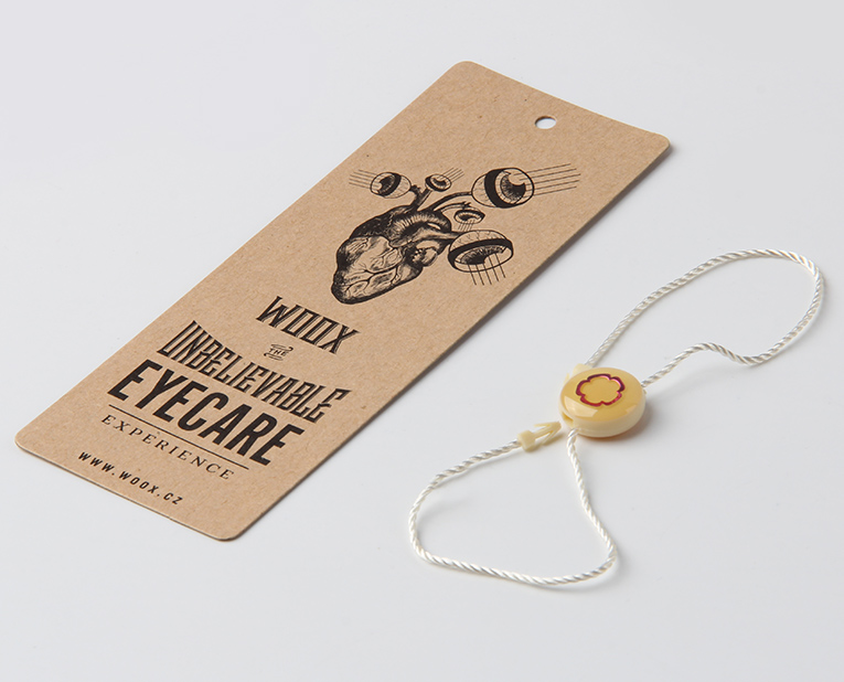 進(jìn)擊的film，服裝吊牌在訂制過程中的第二步