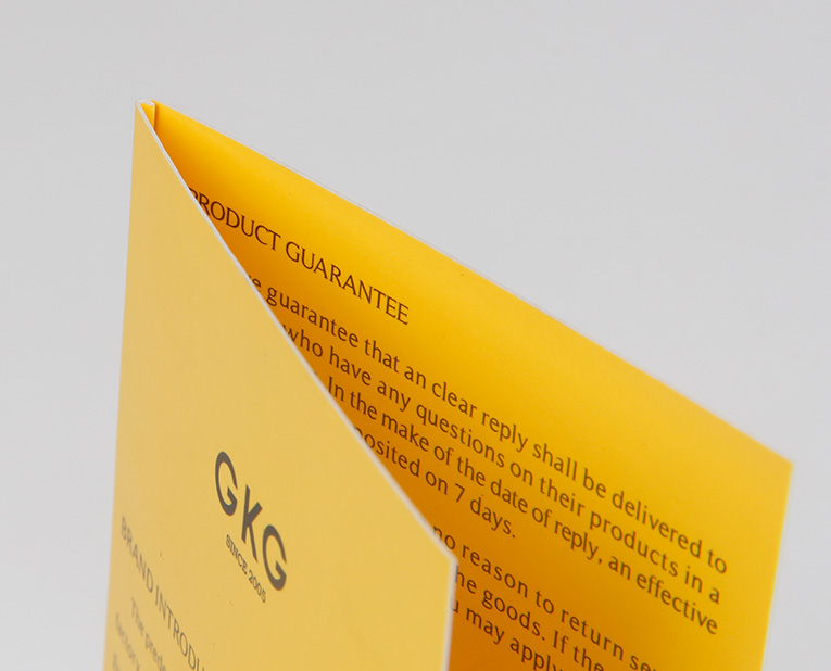 大批量的吊牌顏色迥異？探究衣服紙牌廠意味深長的秘密