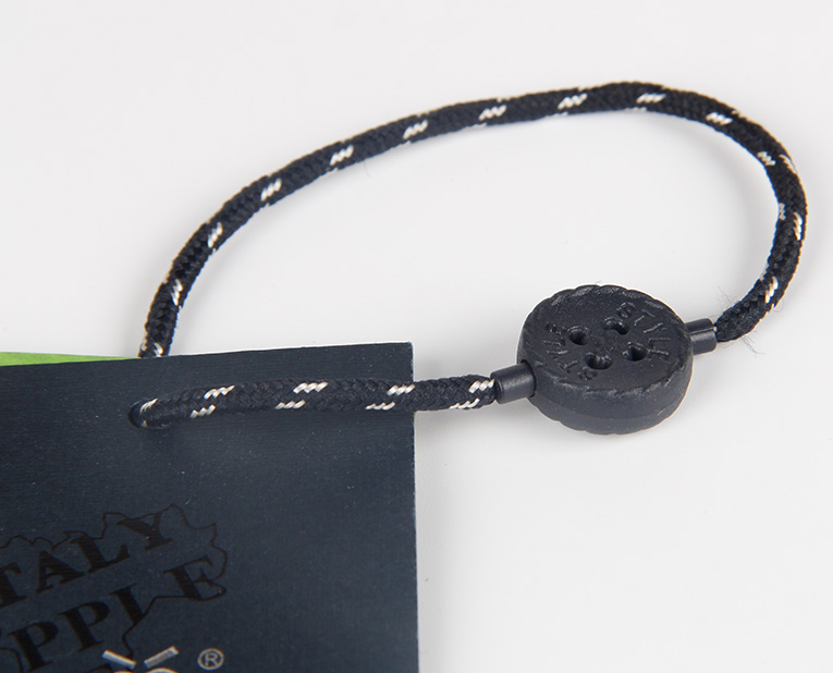 預(yù)防勝于治療，衣服的紙牌在定做之前需要這樣做準(zhǔn)備