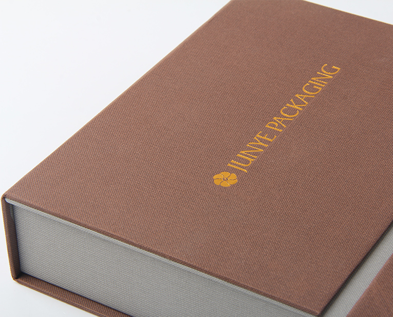 有質(zhì)感的產(chǎn)品包裝盒 有質(zhì)感的產(chǎn)品包裝盒