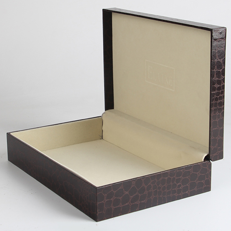 實(shí)地考察你以為是看啥？想不被坑，得看手表精裝盒生產(chǎn)廠家門道