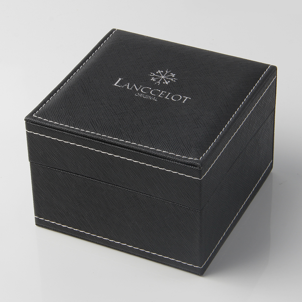 失敗的會(huì)讓項(xiàng)鏈精裝盒廠更加強(qiáng)大，做到更加好