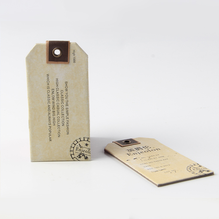 超越的自我，牛仔褲到了改變吊牌訂制材料的岔路