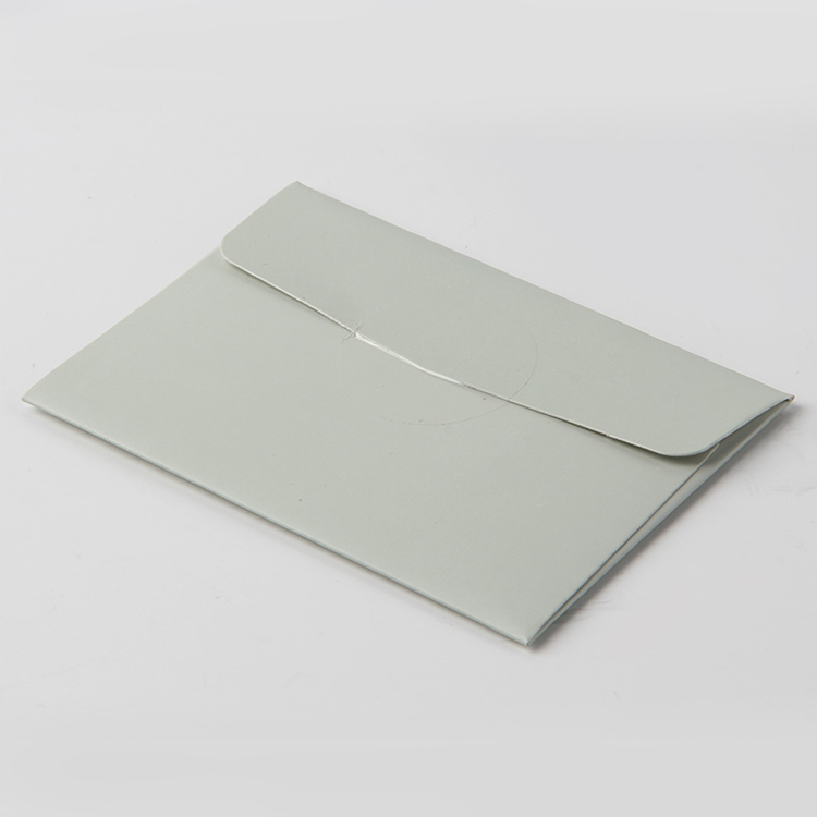 如果襪子的吊牌在訂制的時(shí)候再不突破，價(jià)格戰(zhàn)的代價(jià)誰都消費(fèi)不起