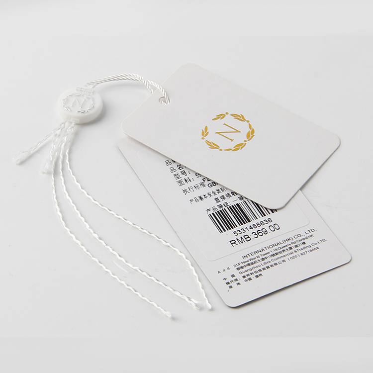 多個襯衫紙牌工廠不知如何挑選？只要做這1個動作就行了