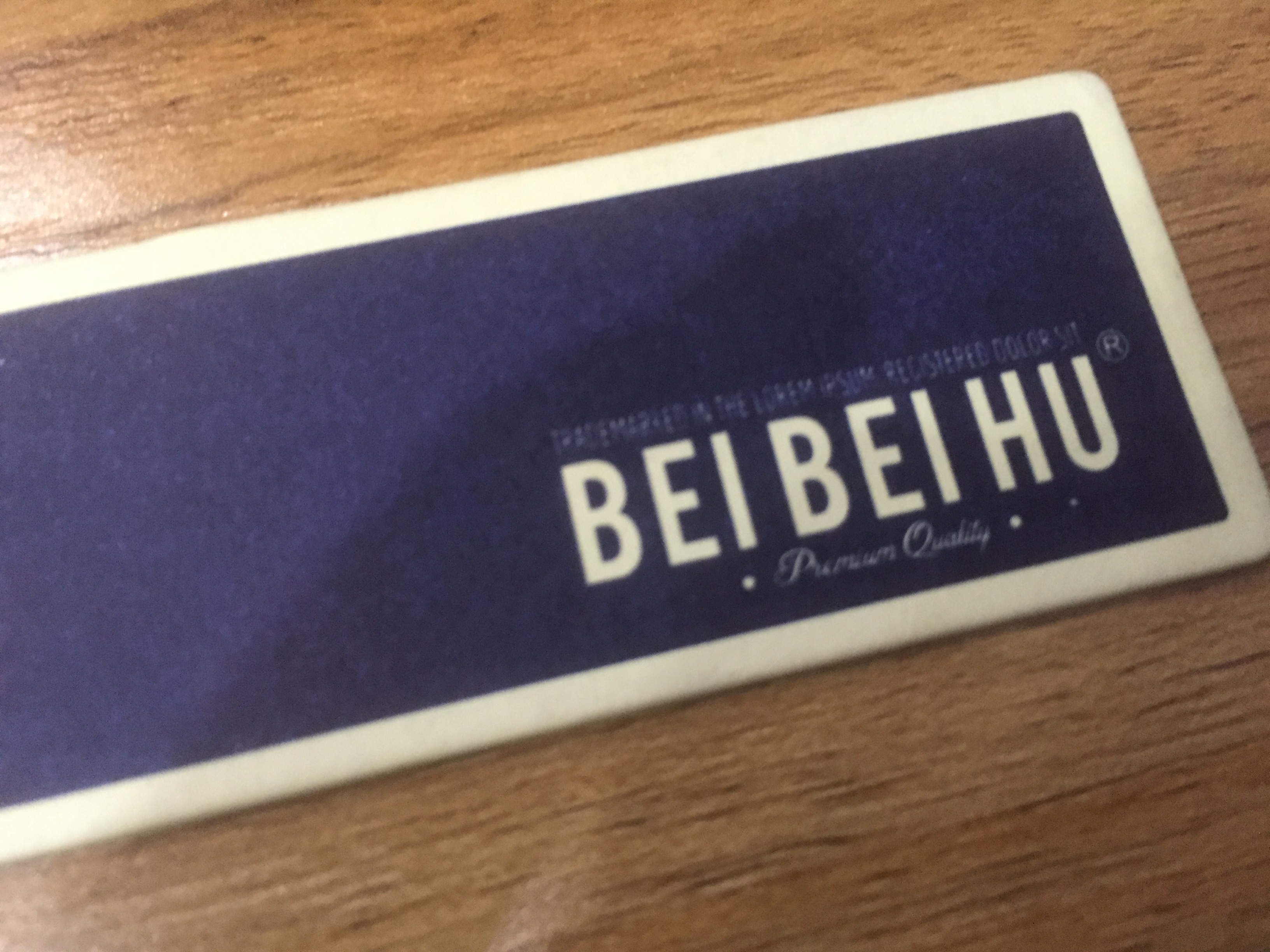 淺談一下高檔的領(lǐng)帶吊牌，這樣做有什么收益