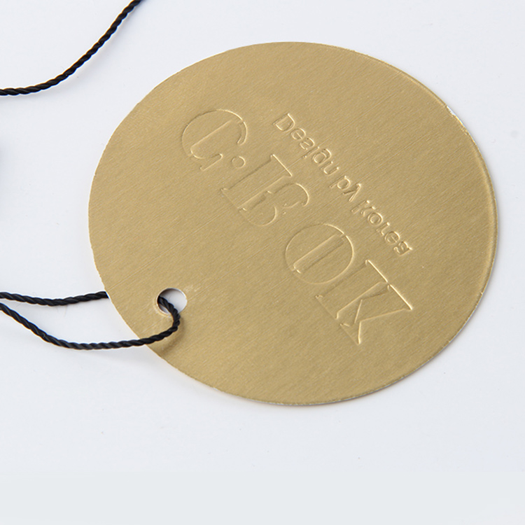 物理工藝的3大優(yōu)勢(shì)會(huì)是定制吊牌未來核心 物理工藝的3大優(yōu)勢(shì)會(huì)是定制吊牌未來核心