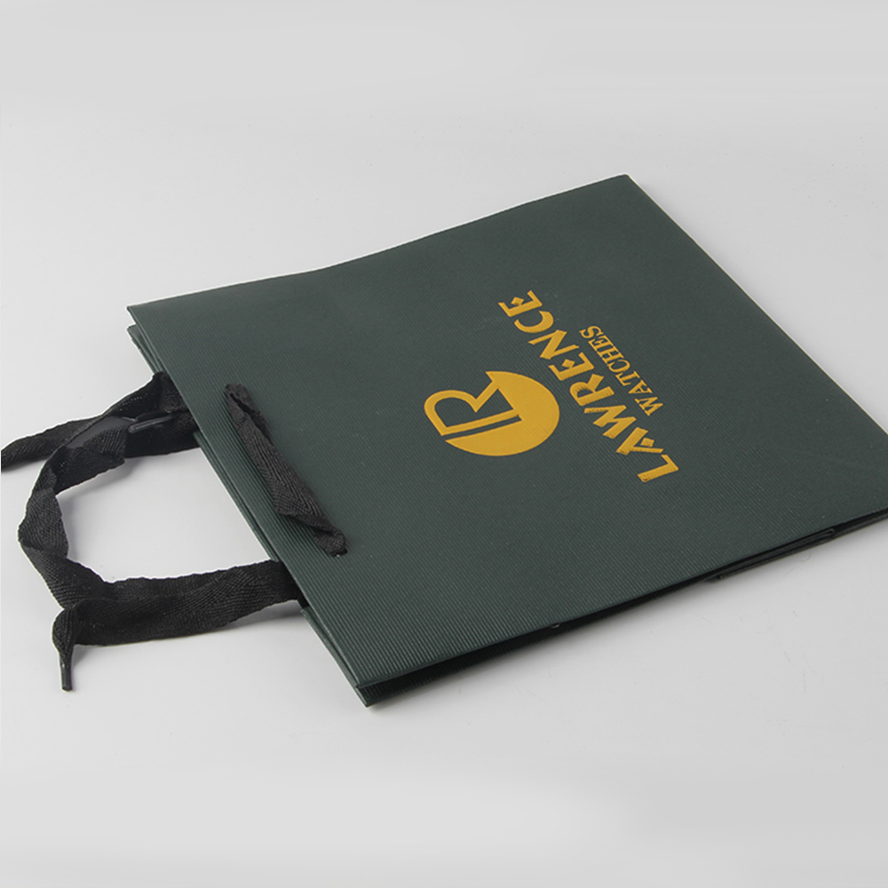 你所不知的相機(jī)手提袋定做過(guò)程中雞眼的學(xué)問(wèn) 你所不知的相機(jī)手提袋定做過(guò)程中雞眼的學(xué)問(wèn)