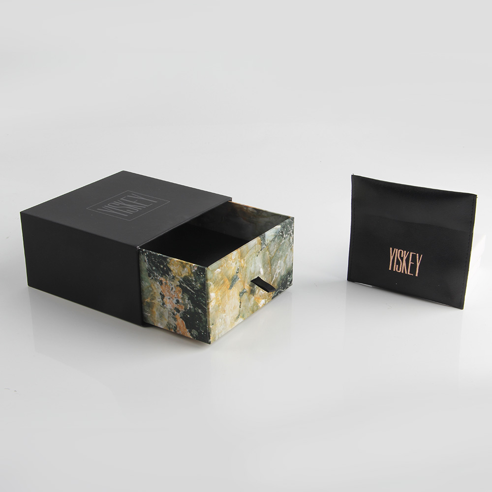 難得去到相機(jī)包裝盒廠家，記住看這3個(gè)細(xì)節(jié)